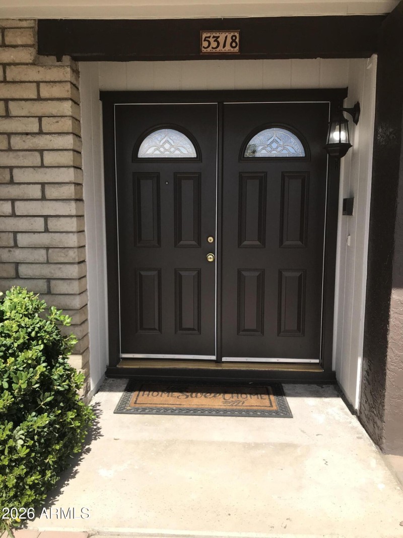 Double door entry