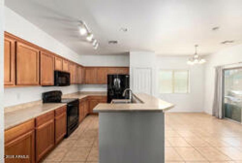 Cocopah_Kitchen vacant