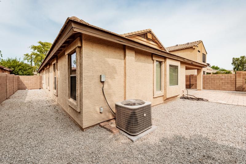 17571 W Eugene Terr-29