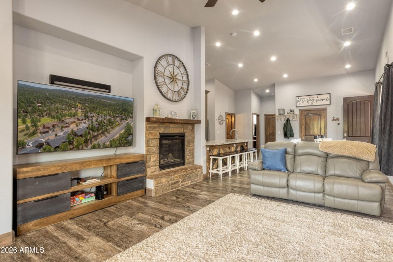 2940 W Villa Loop, Show Low