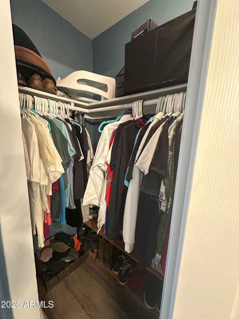 CLOSET