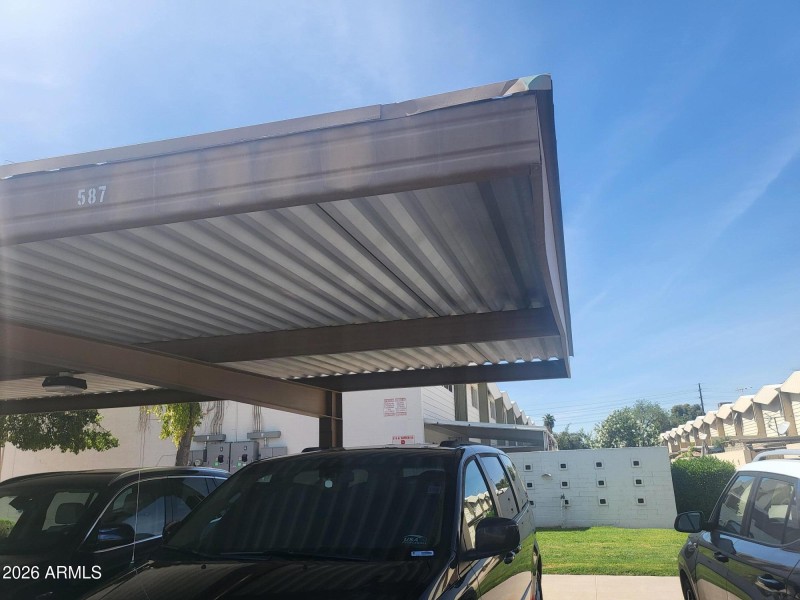 1ST COV. PARKING IS TO THE UNIT!