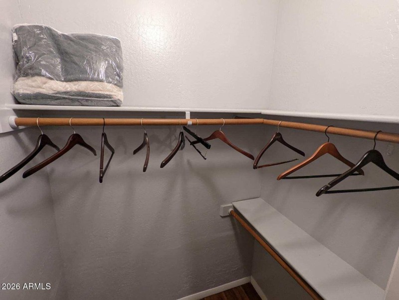 Queen Bedroom 2 Walk In Closet