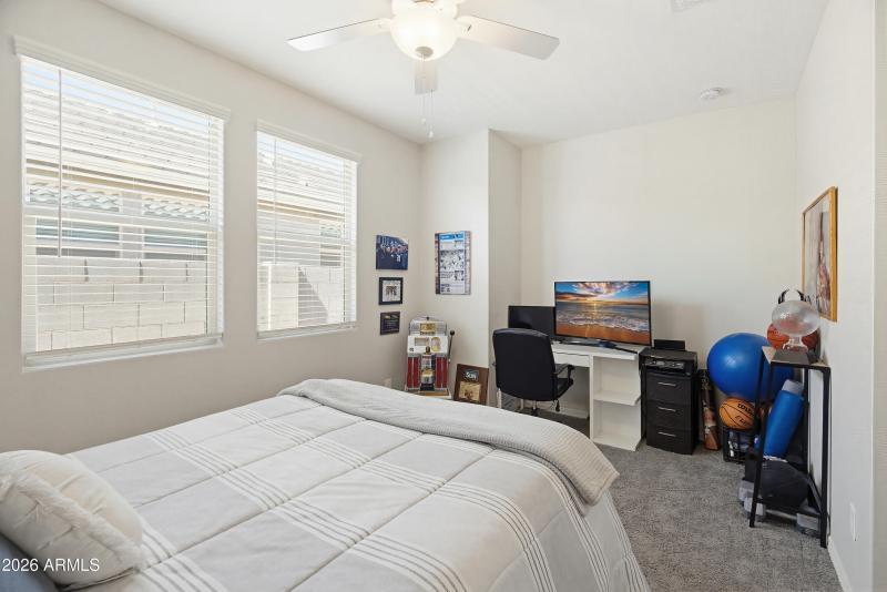 15917 W Soft Wind Dr-21