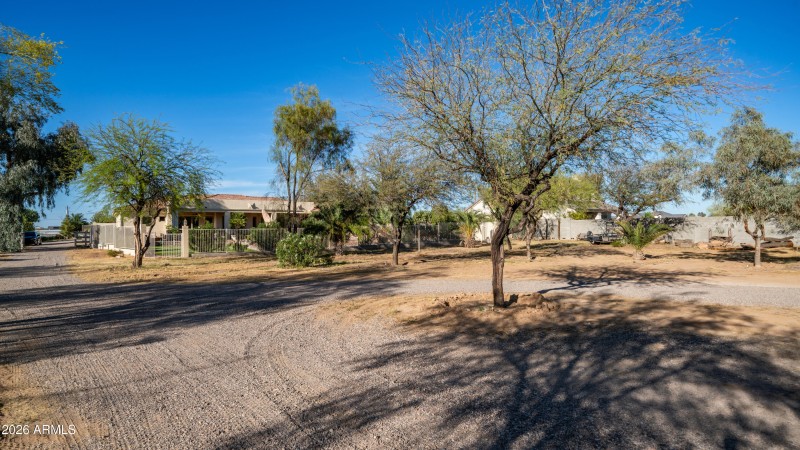 16729 E Stacey Rd Exterior Photos-35