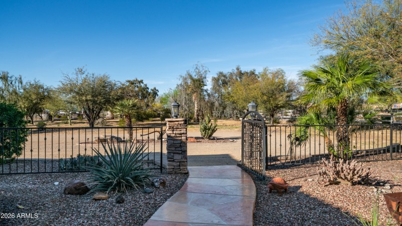 16729 E Stacey Rd Exterior Photos-52