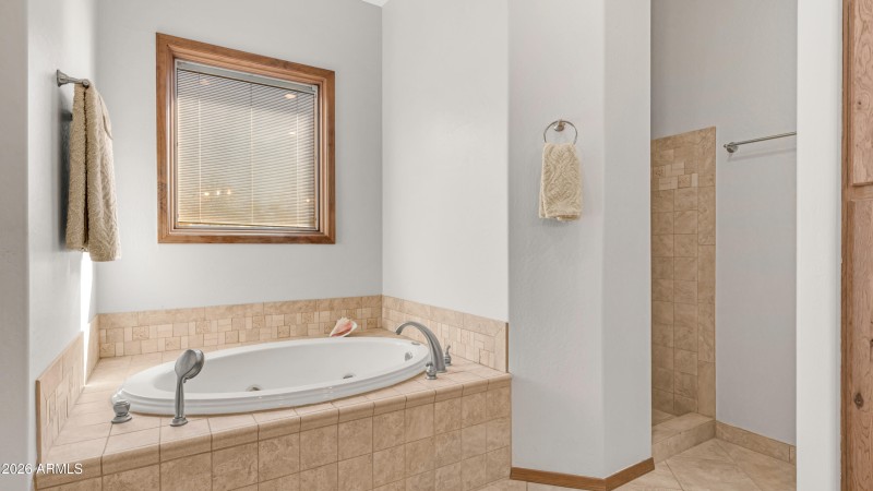 16729 E Stacey Rd (4)