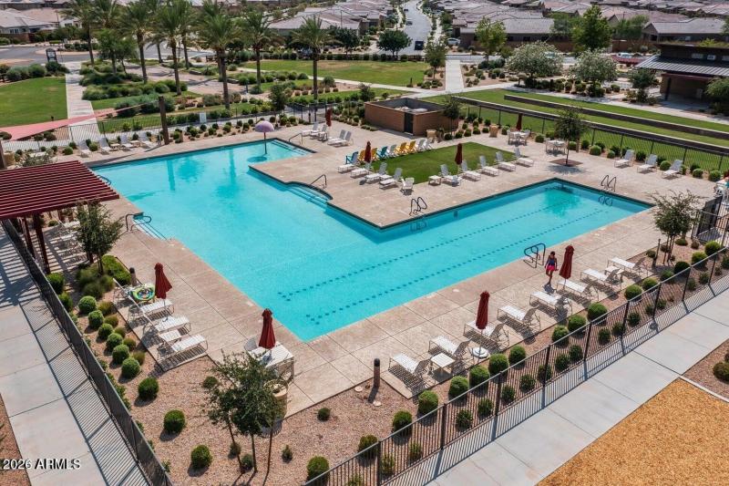 20241103232811493880000000-o