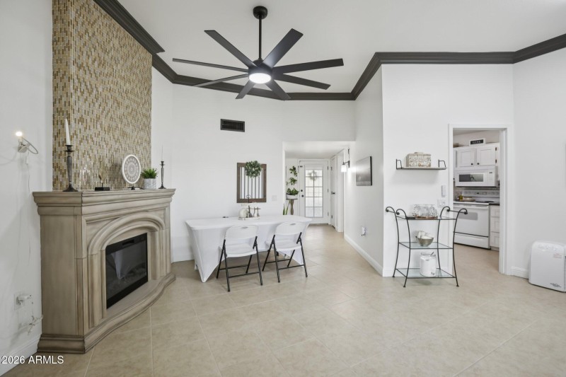 9-web-or-mls-N 109th Ave-S1503-009