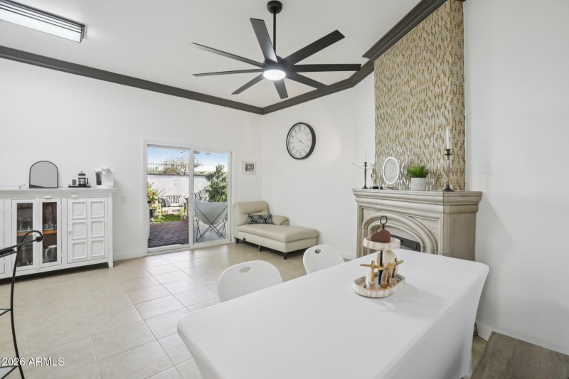 10-web-or-mls-N 109th Ave-S1503-010