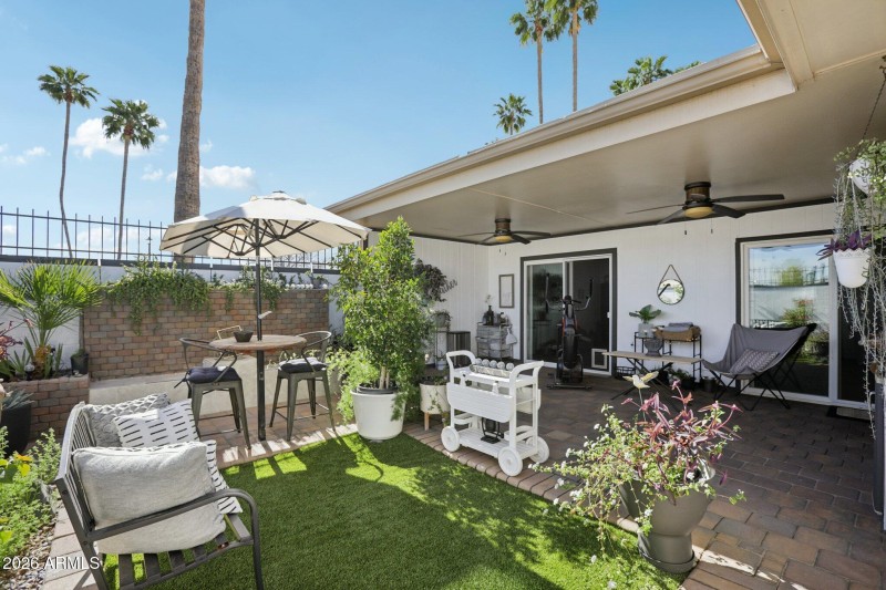 25-web-or-mls-N 109th Ave-S1503-025