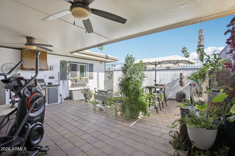 27-web-or-mls-N 109th Ave-S1503-027