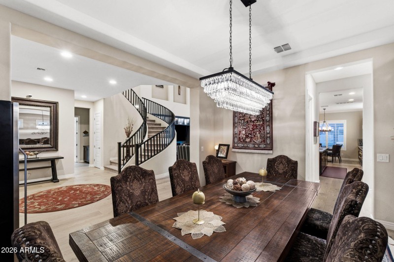 017__4269 E Sierra Madre Ave