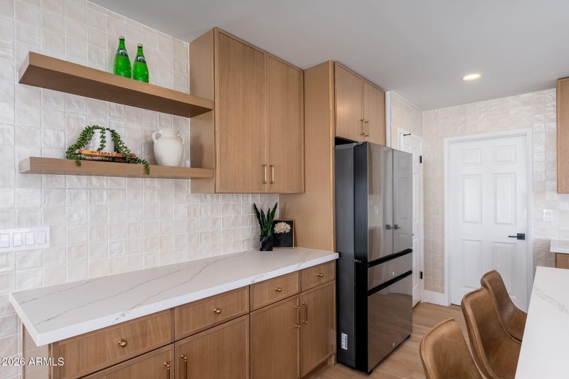 15212 N 53rd St - 15