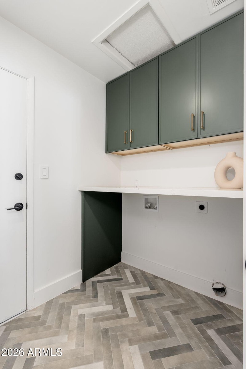 15212 N 53rd St - 25