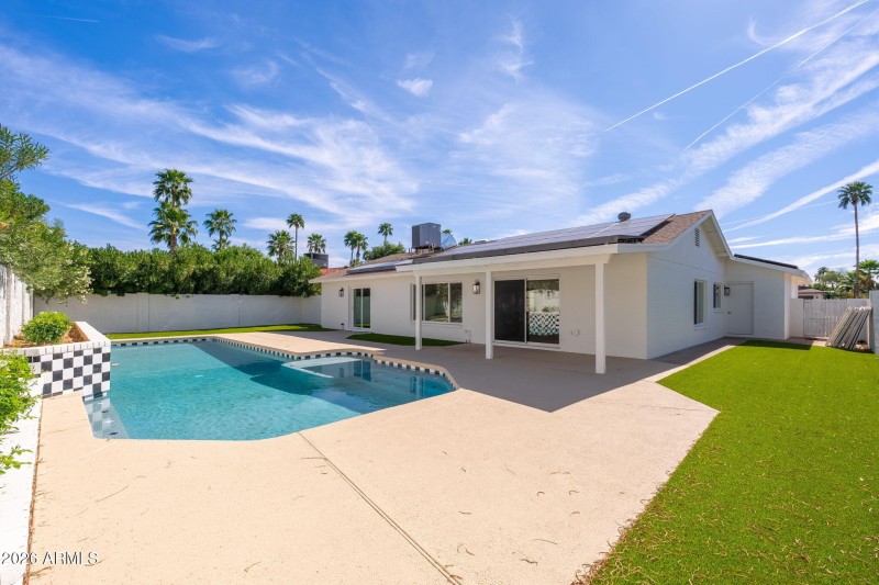 15212 N 53rd St - 30