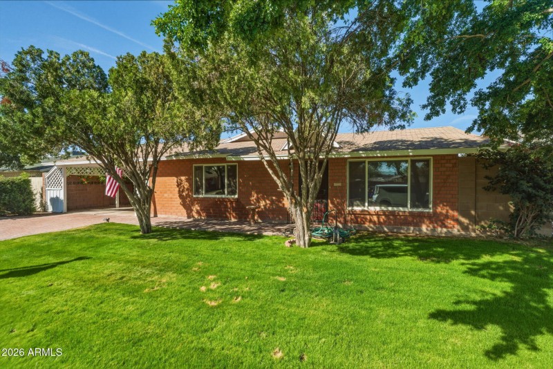 5-web-or-mls-3526 N 83rd St-44