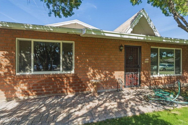 6-web-or-mls-3526 N 83rd St-45