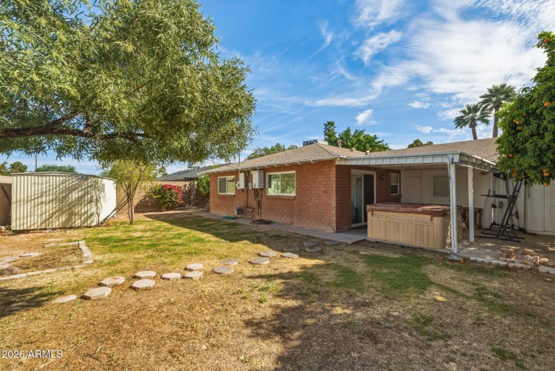 36-web-or-mls-3526 N 83rd St