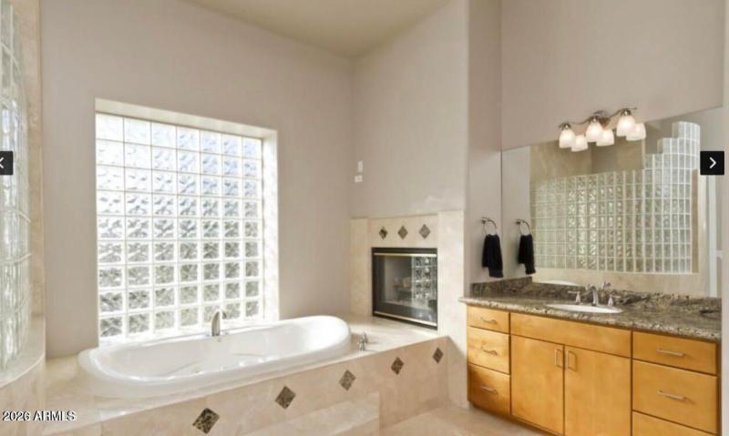 6002 Master Bath
