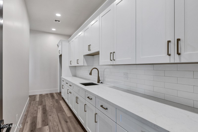 35742 N Evermore Madison St-25