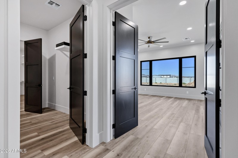 35742 N Evermore Madison St-34