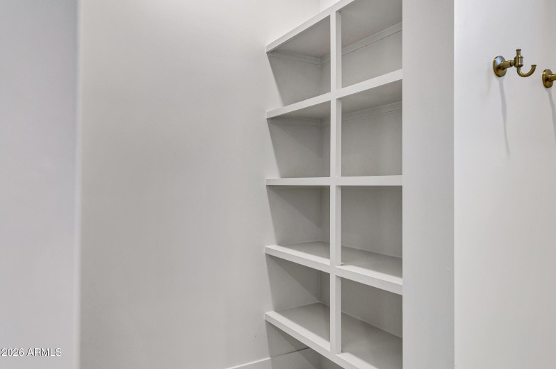 35742 N Evermore Madison St-43