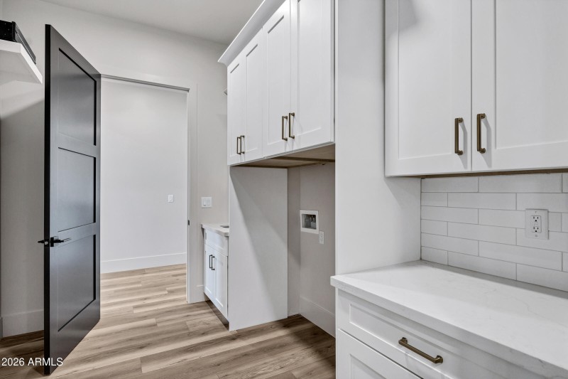 35742 N Evermore Madison St-45