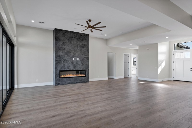 35680 N Evermore Madison St-7