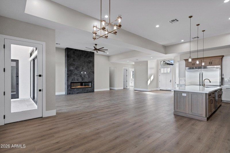 35680 N Evermore Madison St-11