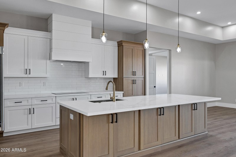 35680 N Evermore Madison St-14