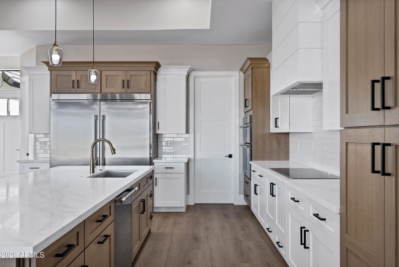 35680 N Evermore Madison St-15