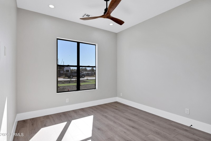 35680 N Evermore Madison St-20