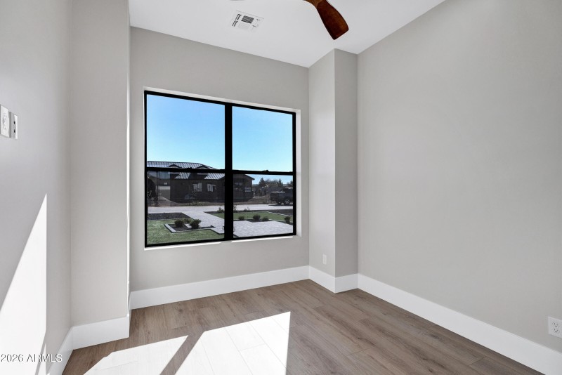 35680 N Evermore Madison St-21