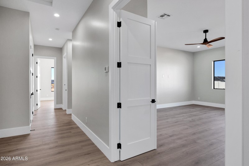 35680 N Evermore Madison St-23