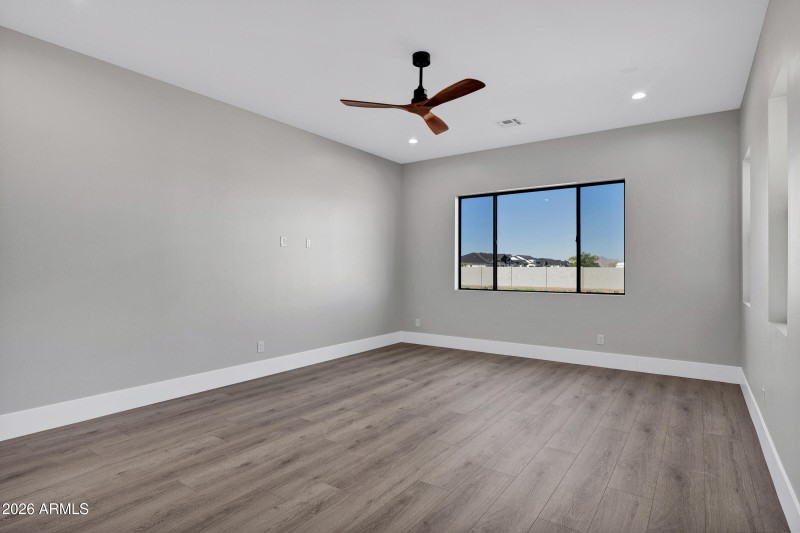 35680 N Evermore Madison St-24