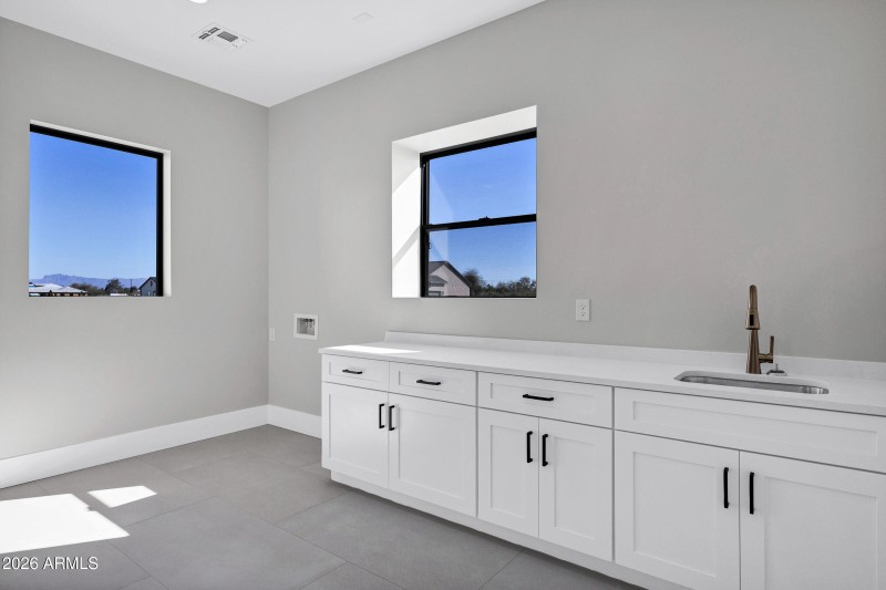 35680 N Evermore Madison St-41