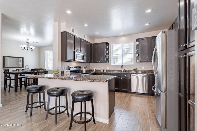 12-web-or-mls-Mountain-HD-12