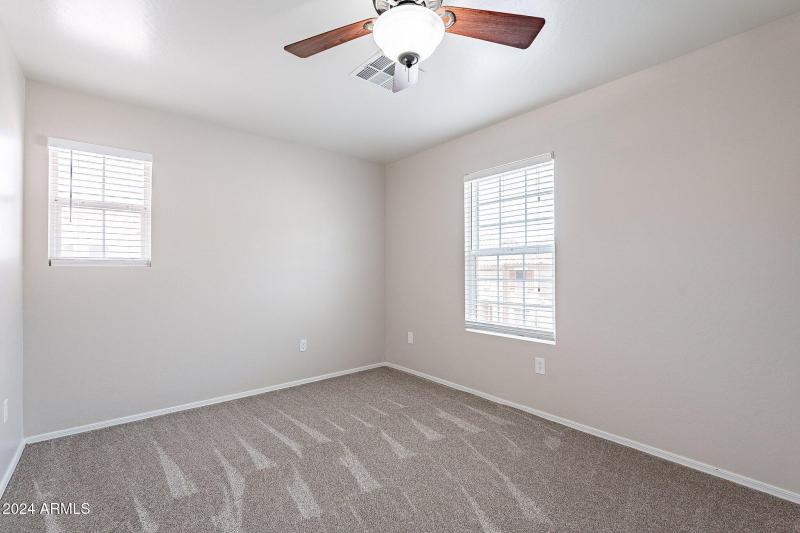 38-web-or-mls-Mountain-HD-38