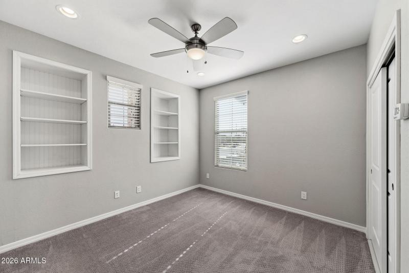 018__5706 S Winchester