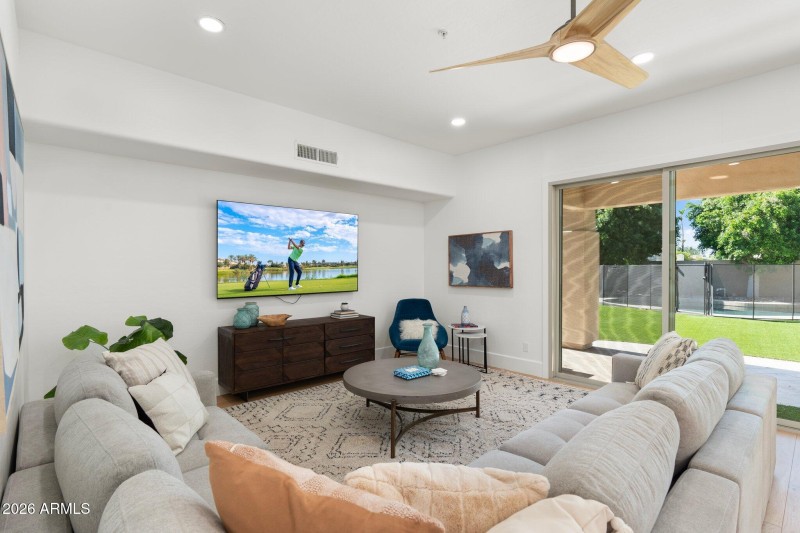 18-web-or-mls-DSC09667