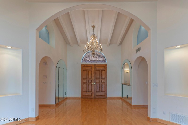 8262 East Vista De Valle-large-002-004-f