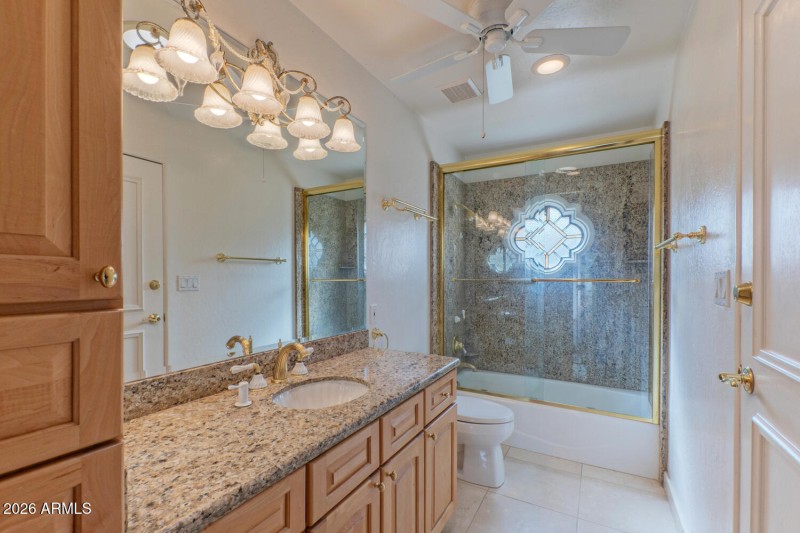 8262 East Vista De Valle-large-017-011-g