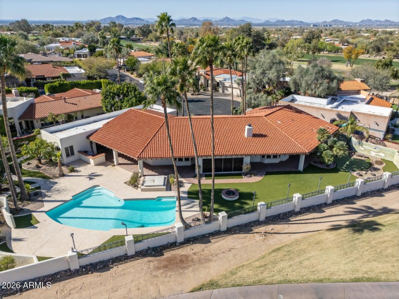 8262 East Vista De Valle-large-027-027-a