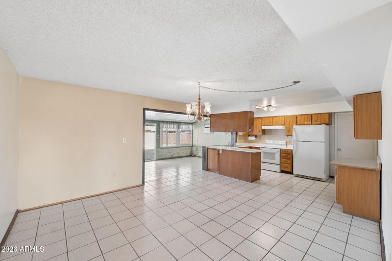 7-web-or-mls-4045-w-camino-acequia