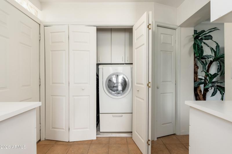 6830 E Paradise Pkwy - 24