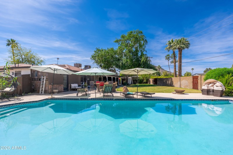 6830 E Paradise Pkwy - 31