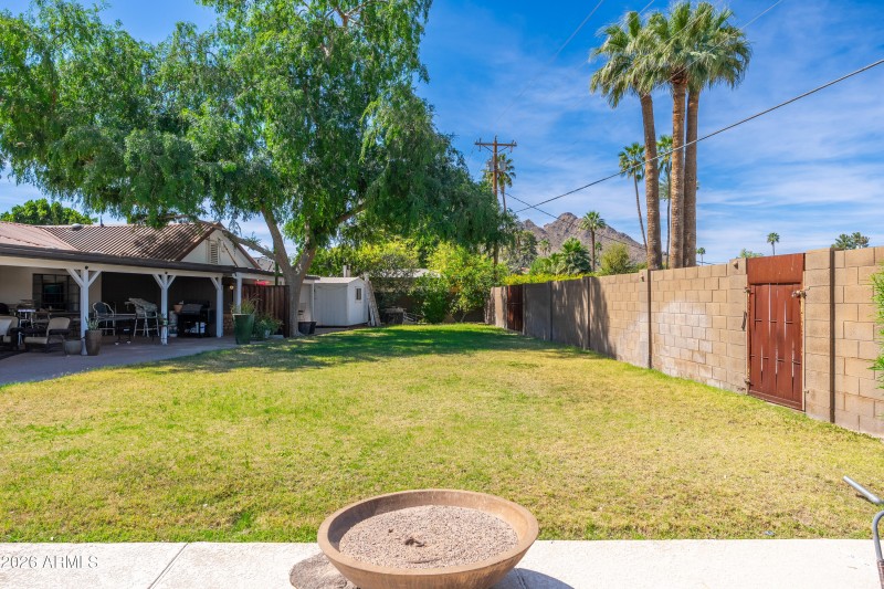 6830 E Paradise Pkwy - 35