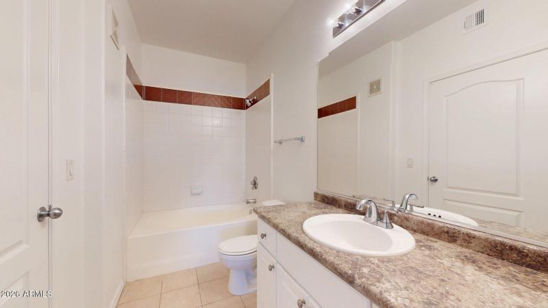 6900-E-Princess-Dr-Unit-2600-01262026_15