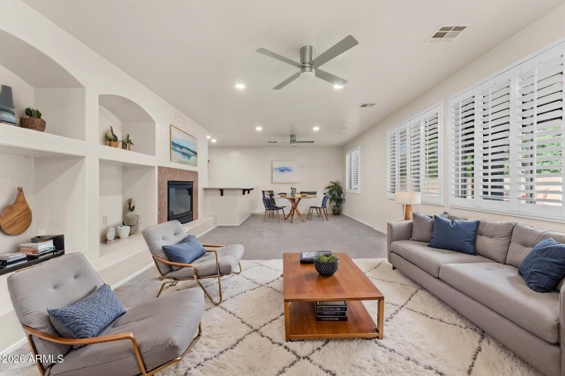 6-web-or-mls-DSC00859 virtually staged